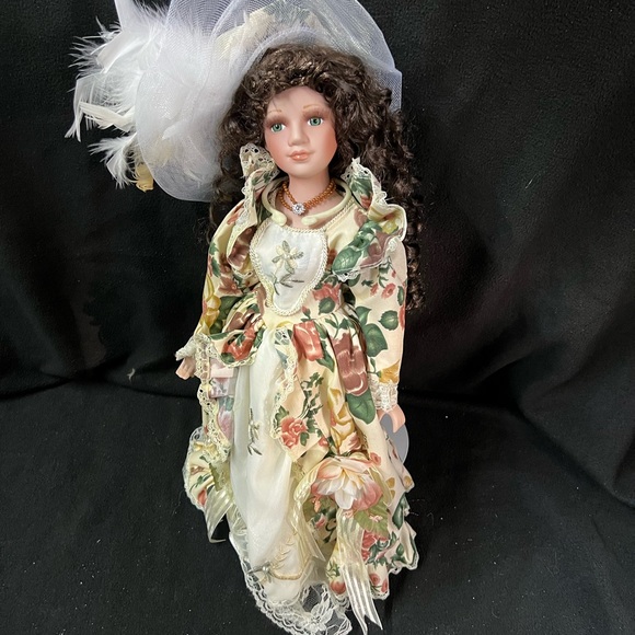 The Heritage Signature Collection 18” Porcelain Doll with stand - Picture 4 of 10